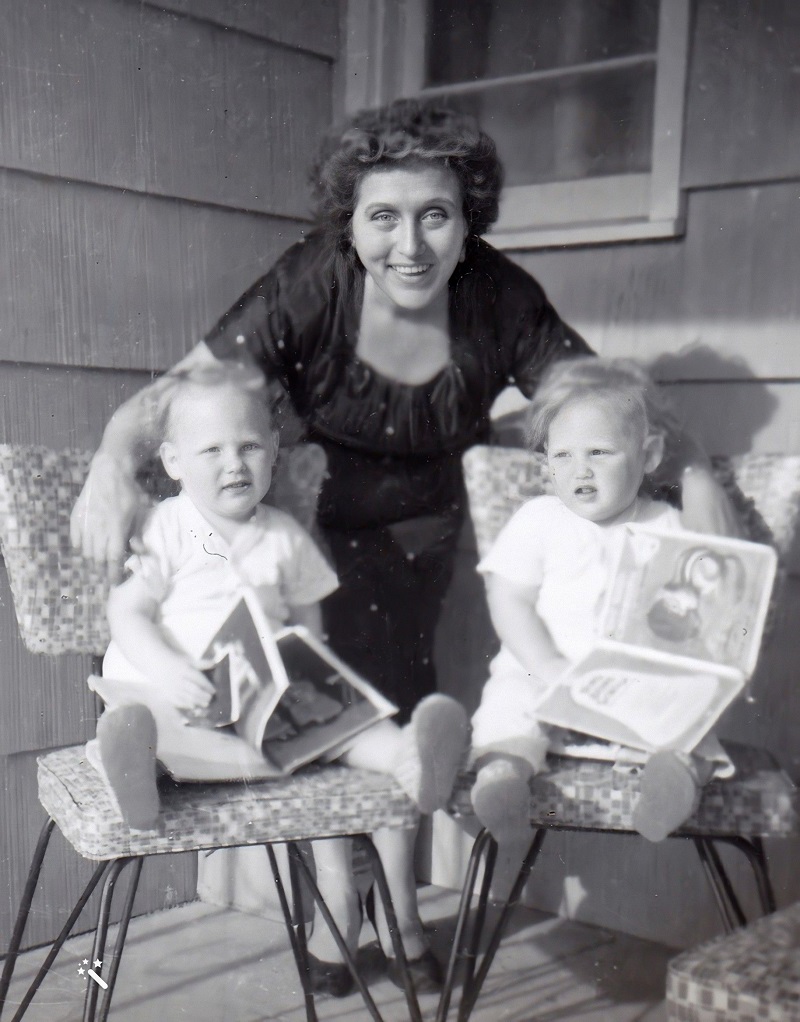 Edna Bittlingmeier with the Murphy twins, Lynn & Lee