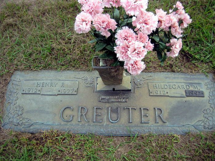 The Greenlawn Cemetery Grave Marker of Henry & Hilda Greuter